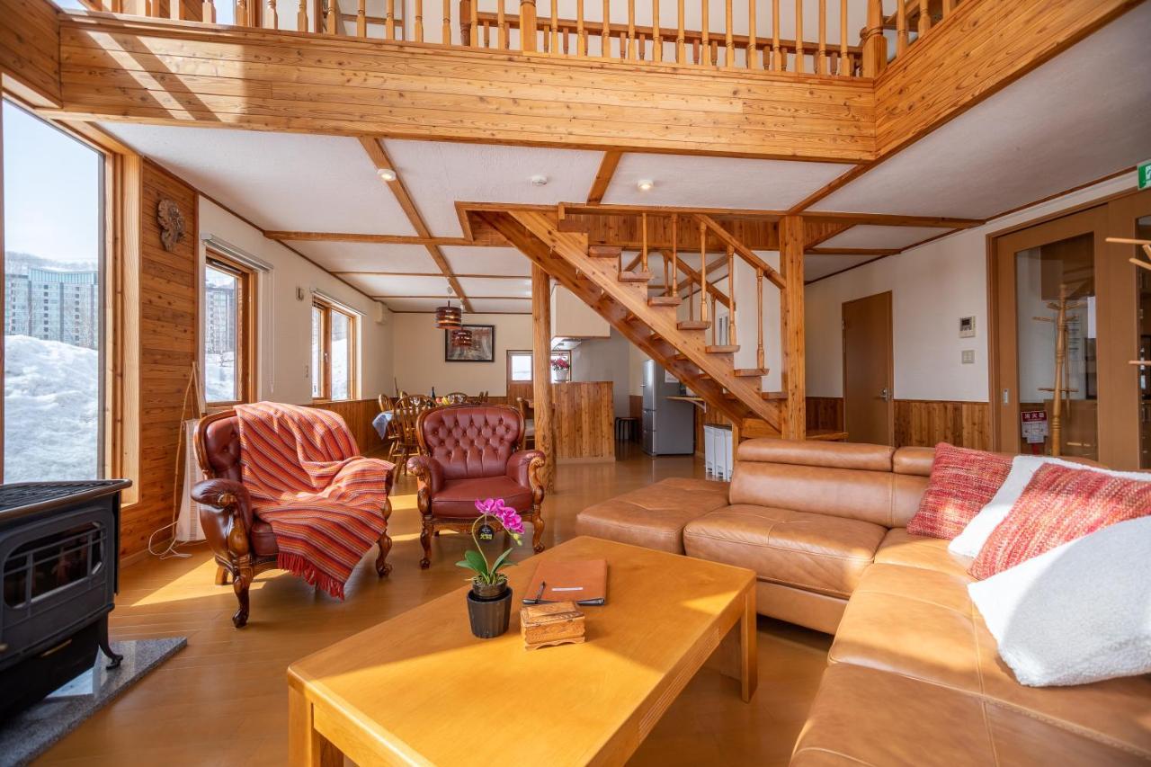 Matsu House With Air Conditioner - 5 Min To Rusutsu Ski Resort Bagian luar foto