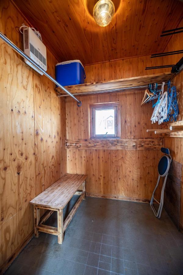Matsu House With Air Conditioner - 5 Min To Rusutsu Ski Resort Bagian luar foto